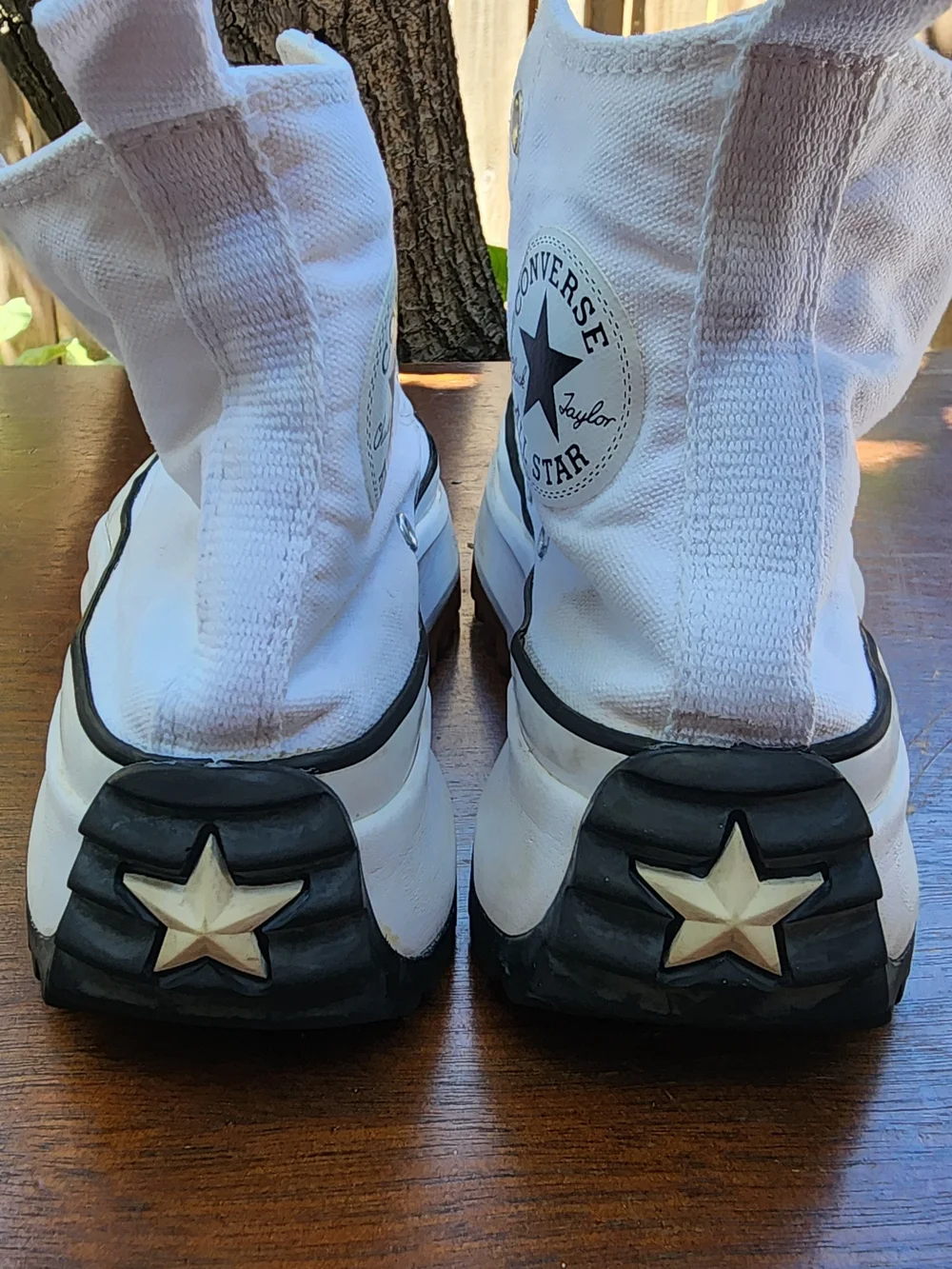 Converse Run Star Hike High Top White Black Platform Lug Sole Sneakers 5.5